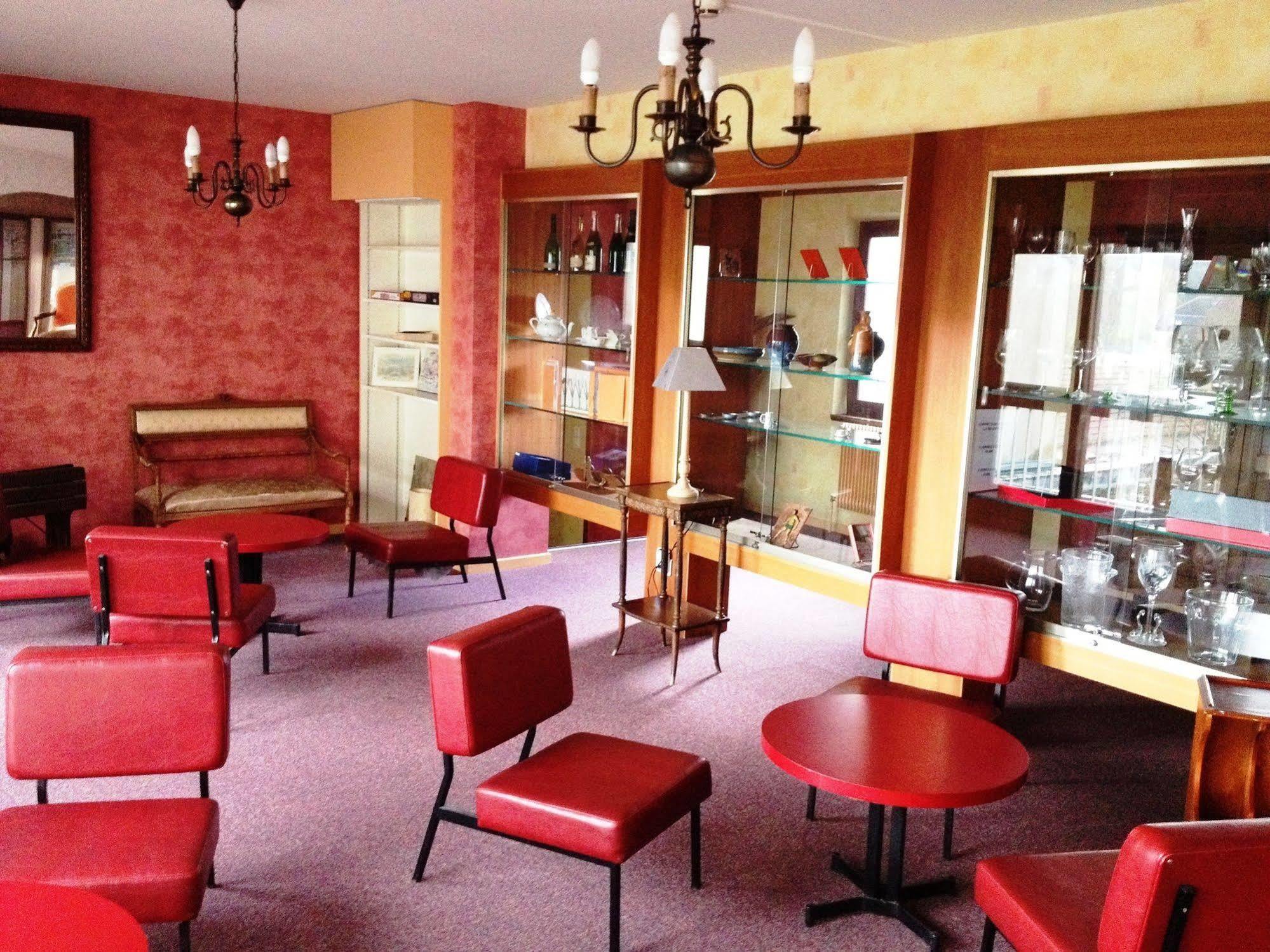 Les Cigognes Hotel 3*